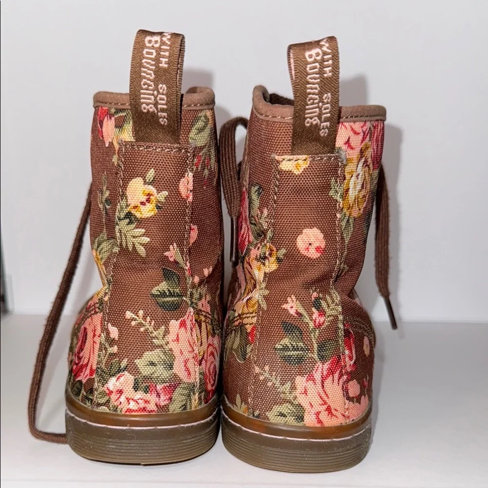 Dr. Martens Floral Brown High-Top Sneakers Women’s size 9 - Picture 4 of 11